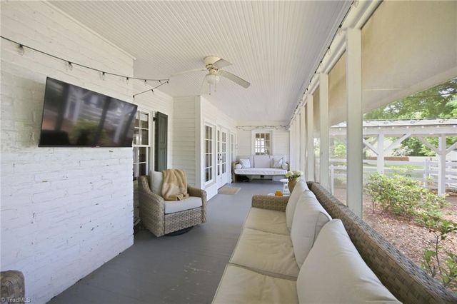 8827 Nc Highway 109, Winston-salem, NC 27107