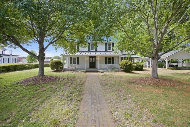 8827 Nc Highway 109, Winston-salem, NC 27107