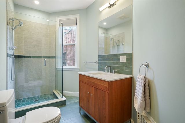 54 Brimmer St, Boston, MA 02108