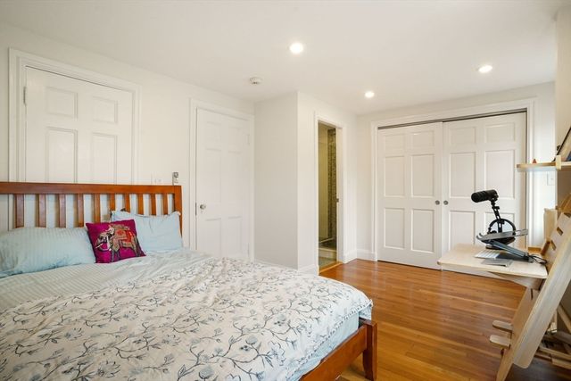 54 Brimmer St, Boston, MA 02108