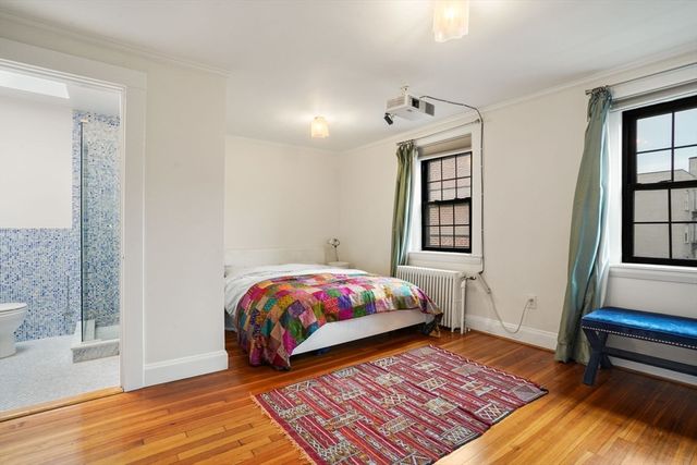 54 Brimmer St, Boston, MA 02108