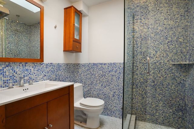 54 Brimmer St, Boston, MA 02108