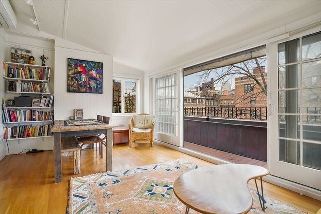 54 Brimmer St, Boston, MA 02108