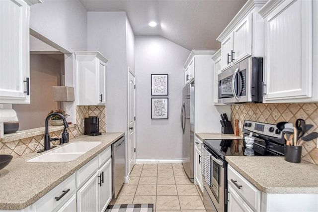 2712 Red Fish Road, Norman, OK 73069