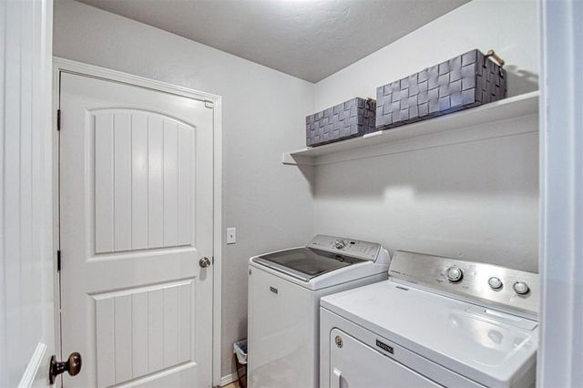 2712 Red Fish Road, Norman, OK 73069