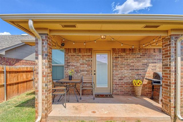 2712 Red Fish Road, Norman, OK 73069