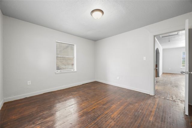 5800 Churchill Avenue, Dallas, TX 75227