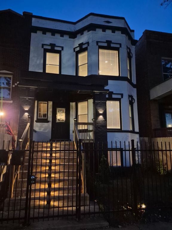 27 N Latrobe Avenue, Chicago, IL 60644 — photo 2
