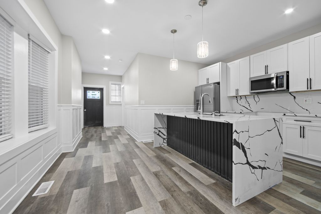27 N Latrobe Avenue, Chicago, IL 60644 — photo 3