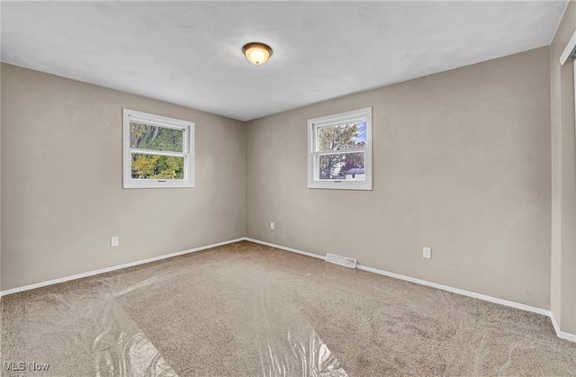 5116 7 Pines Drive, Lorain, OH 44053