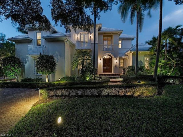 235 Little Harbour LN, Naples, FL 34102