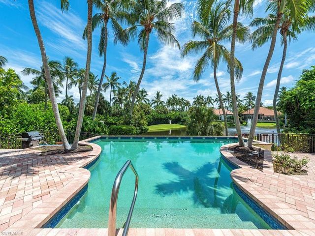 235 Little Harbour LN, Naples, FL 34102