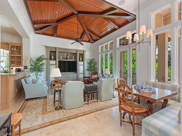 235 Little Harbour LN, Naples, FL 34102