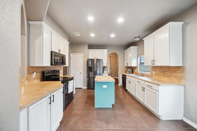 810 Belvedere Drive, Conroe, TX 77301