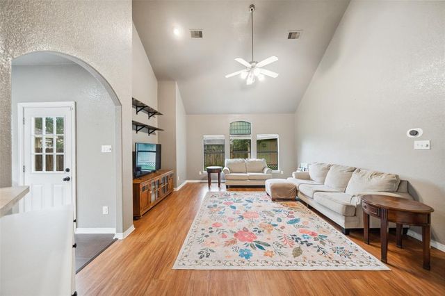 810 Belvedere Drive, Conroe, TX 77301