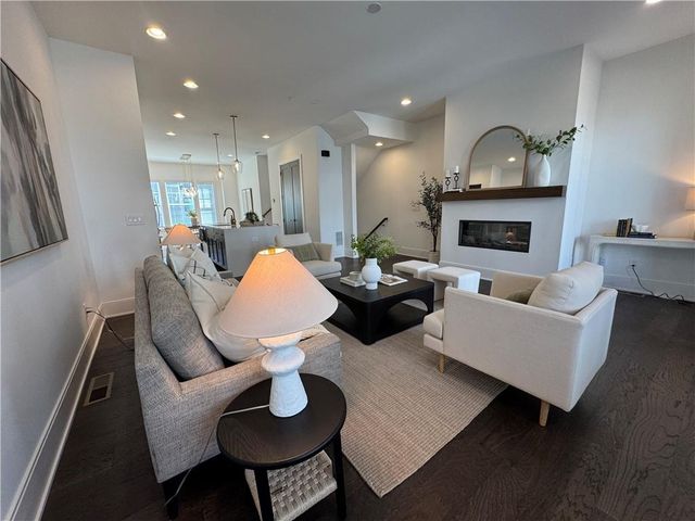 1332 Booth Avenue NW, Atlanta, GA 30318