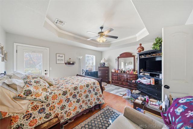 606 W 54th Street, Sand Springs, OK 74063