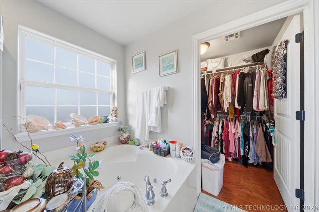 606 W 54th Street, Sand Springs, OK 74063