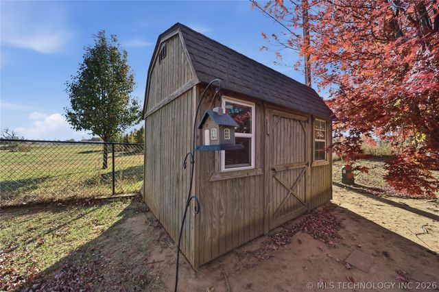 606 W 54th Street, Sand Springs, OK 74063