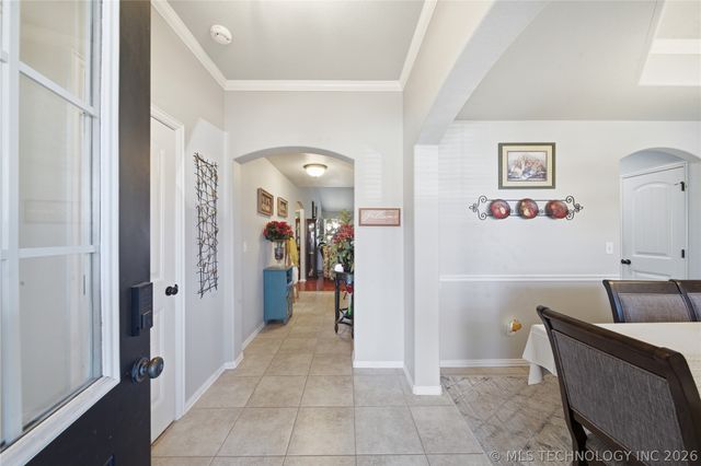 606 W 54th Street, Sand Springs, OK 74063