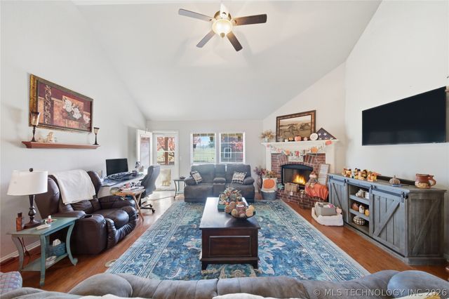 606 W 54th Street, Sand Springs, OK 74063