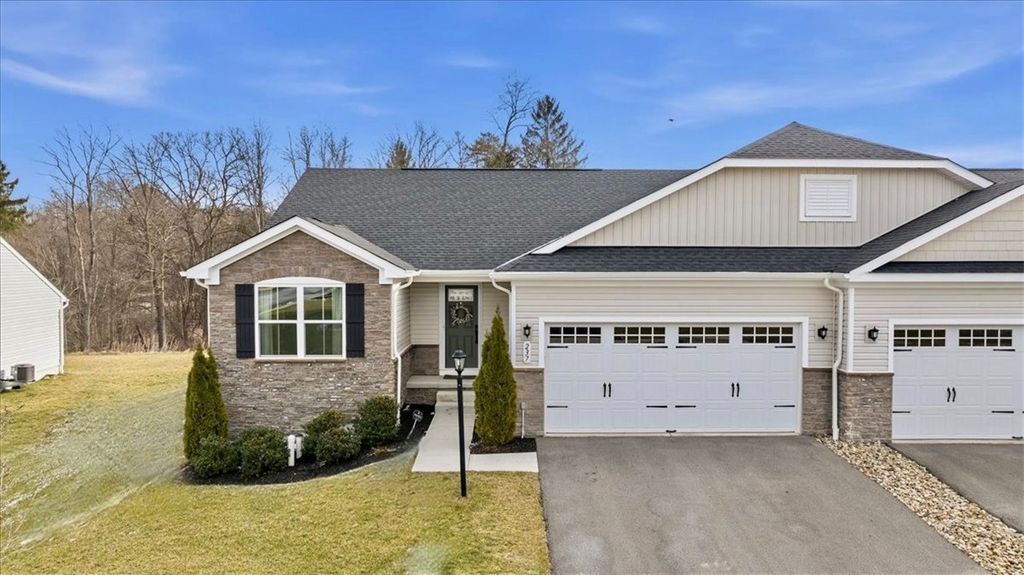 237 Smith Lane, Chippewa Twp, PA 15010