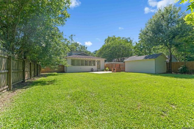 4449 Orchid Dr, Baton Rouge, LA 70808