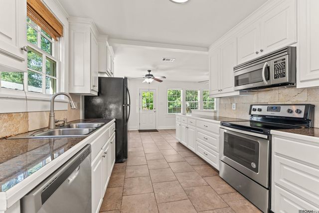 4449 Orchid Dr, Baton Rouge, LA 70808