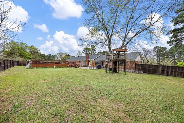 260 Richland Circle, Russellville, AR 72802