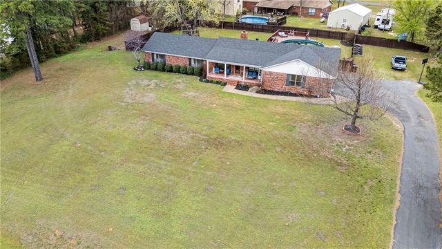 260 Richland Circle, Russellville, AR 72802