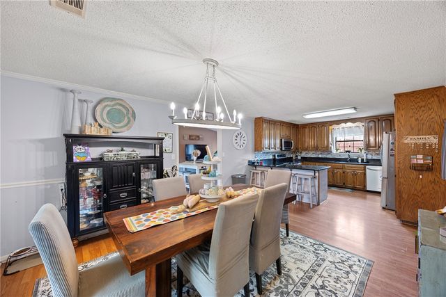 260 Richland Circle, Russellville, AR 72802