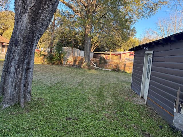 603 Hospital Street, Tomball, TX 77375