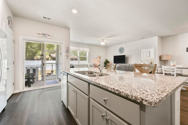 278 Columbus St., Conway, SC 29526