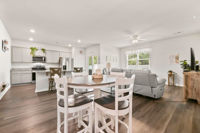 278 Columbus St., Conway, SC 29526