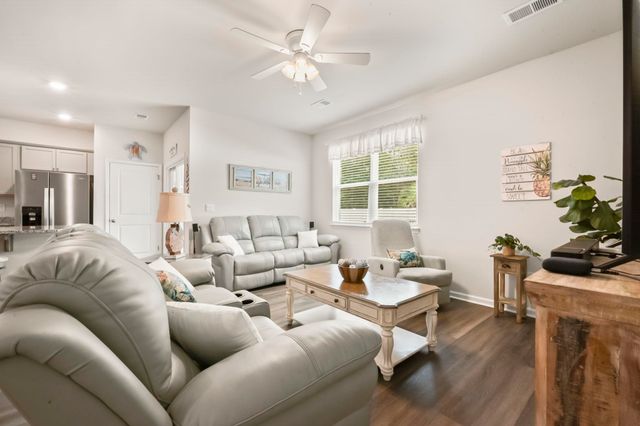 278 Columbus St., Conway, SC 29526