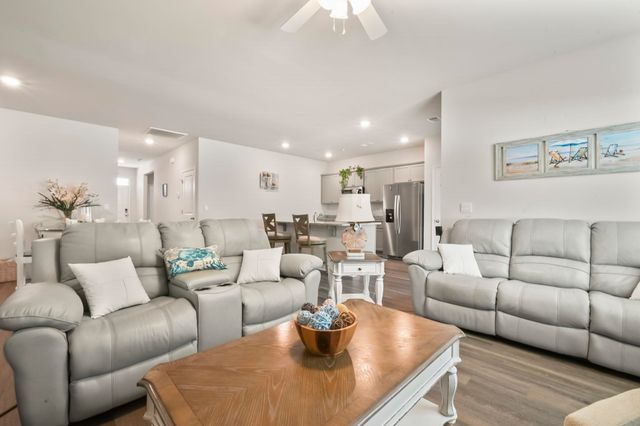 278 Columbus St., Conway, SC 29526