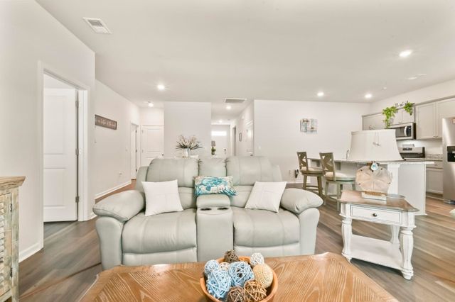 278 Columbus St., Conway, SC 29526