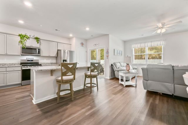 278 Columbus St., Conway, SC 29526
