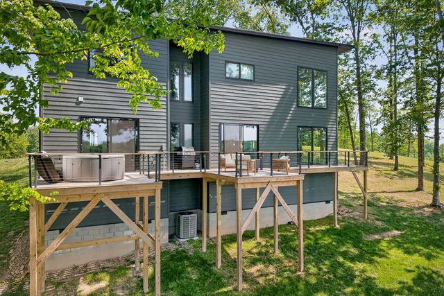 1171 Hutchins Bend Rd, W, Sparta, TN 38583