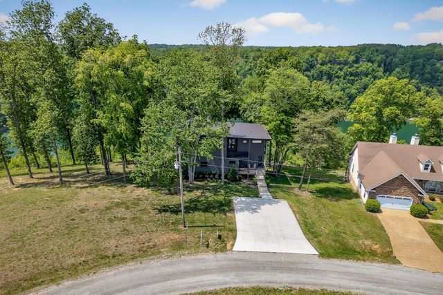 1171 Hutchins Bend Rd, W, Sparta, TN 38583