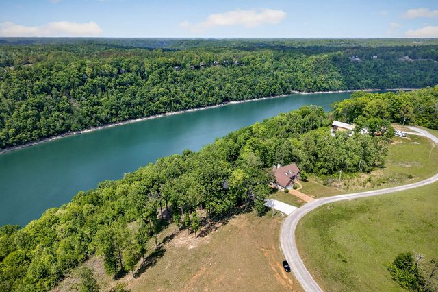 1171 Hutchins Bend Rd, W, Sparta, TN 38583