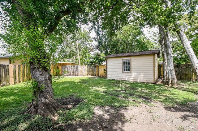 1405 Richard Avenue, Pasadena, TX 77506