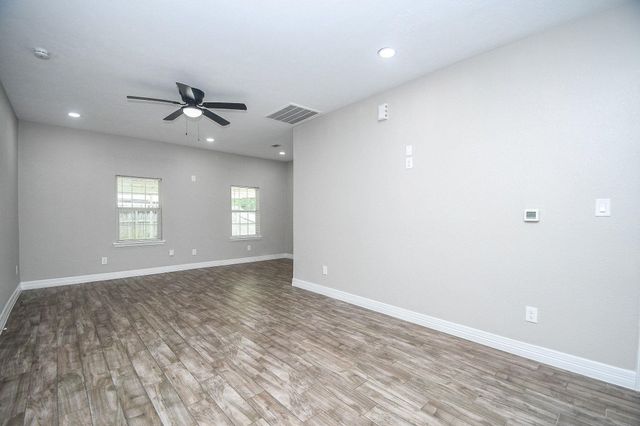 1405 Richard Avenue, Pasadena, TX 77506