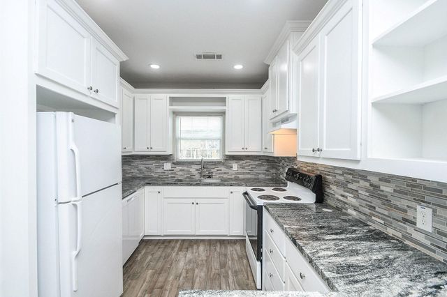1405 Richard Avenue, Pasadena, TX 77506