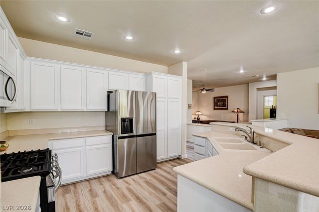 4120 Matina Bella Street, Las Vegas, NV 89135