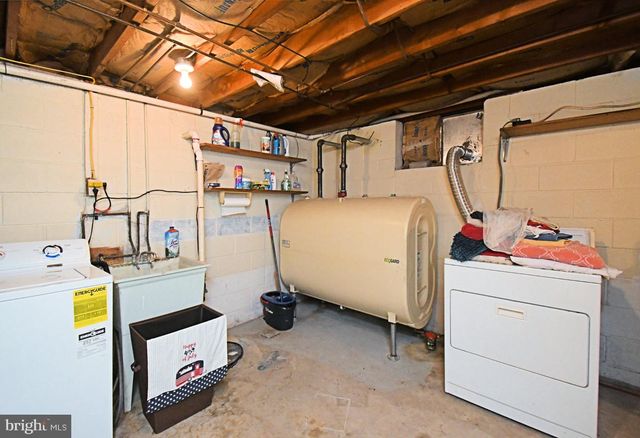 725 MINE HILL RD, Schwenksville, PA 19473