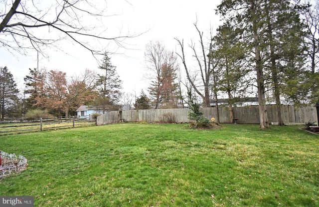 725 MINE HILL RD, Schwenksville, PA 19473