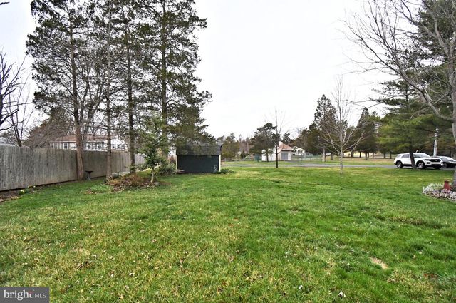 725 MINE HILL RD, Schwenksville, PA 19473