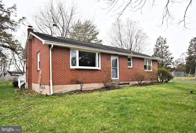725 MINE HILL RD, Schwenksville, PA 19473