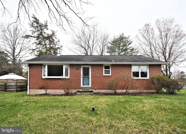 725 MINE HILL RD, Schwenksville, PA 19473